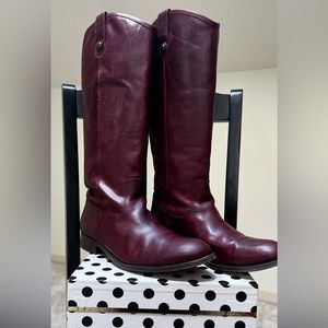 Gorgeous Frye Melissa Button Bordeaux Boots